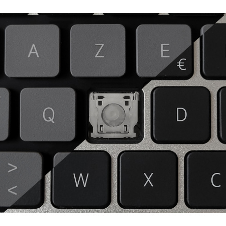 https://lebonclavier.fr/121625-thickbox/touche-pour-clavier-dell-0kj7xv-4900my07bl0f-sg-a5720-2fa-sn2010b1.jpg